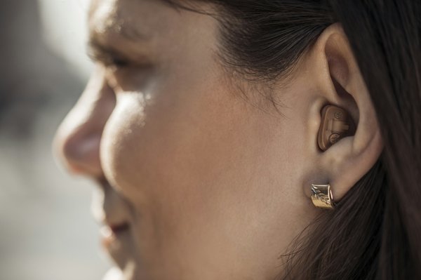 Tout savoir sur les appareils auditifs : Choix, avantages et conseils pour une meilleure audition